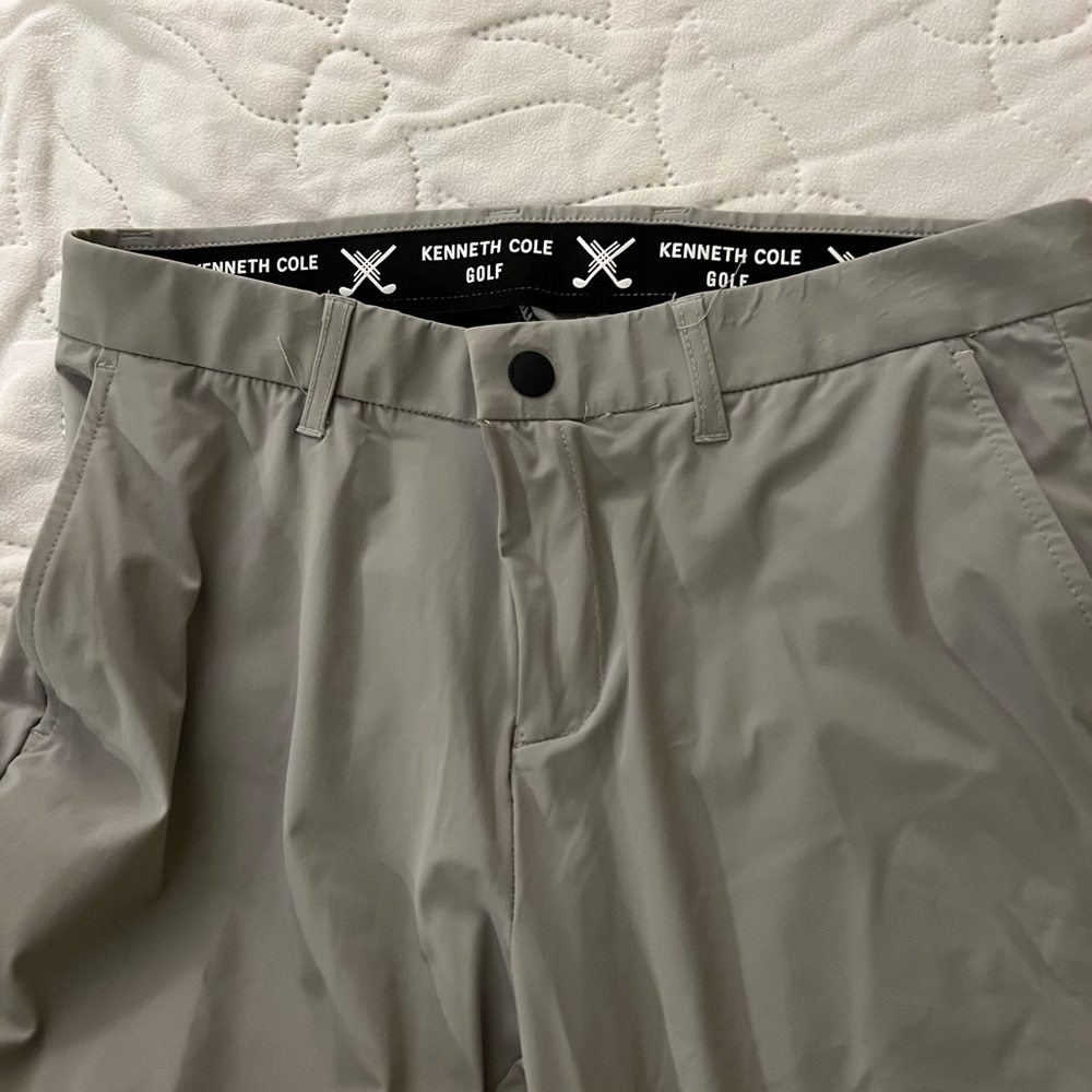 Kenneth Cole Men's Light Gray Golf Pants-34Wx30L- very good condition - Picture 4 of 7
